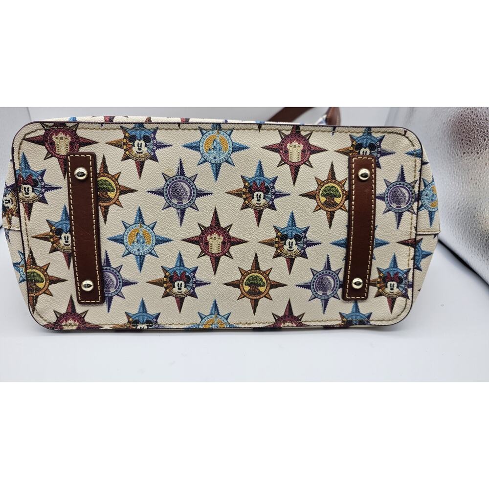 Dooney & Bourke Mickey Mouse Disneyland & World 2018 Passport Shoulder Bag/Purse - Picture 10 of 16